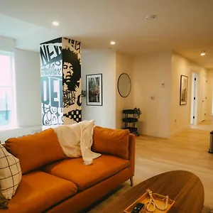 Apartment Chic Cozy Retreat - 2br - Stunning North End Views