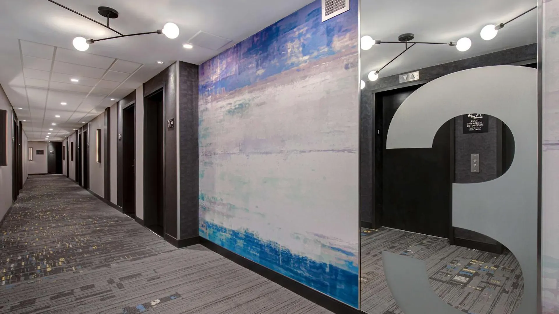 Hampton Inn Montreal Downtown, Qc 3*,