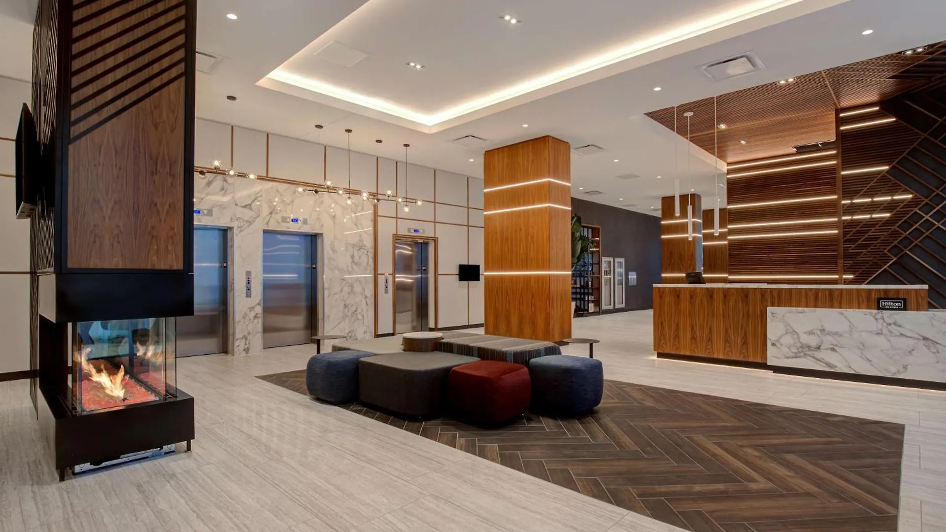 Hampton Inn Montreal Downtown, Qc