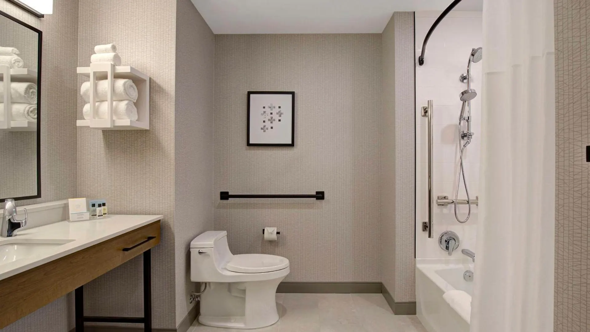 Hotel Hampton Inn Montreal Downtown, Qc